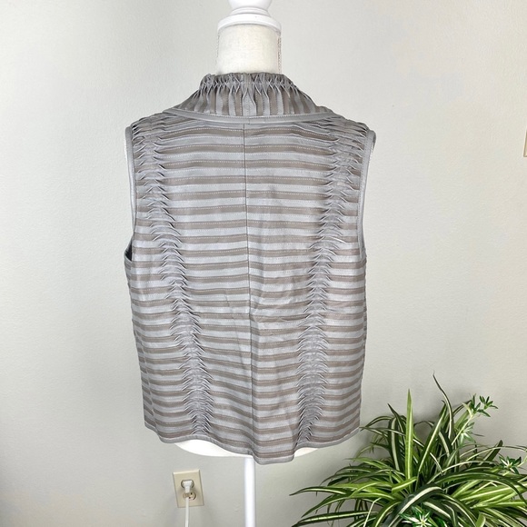 Plus Size 22W Leather Vest Shawl Collar Gray EUC GILI got it love it - Picture 8 of 12